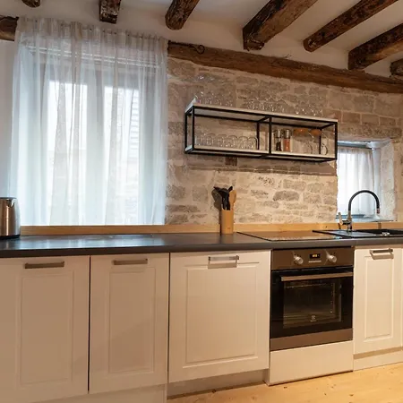 Casa Nel Vicolo - Authentic Stone House In Vikendica Rovinj