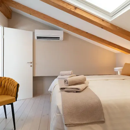 Casa Nel Vicolo - Authentic Stone House In Prázdninový dům Rovinj